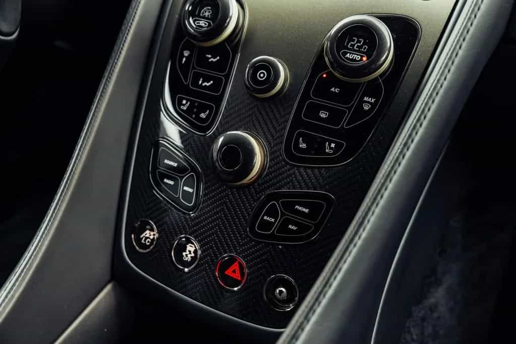 Aston Martin Vanquish Zagato Coupé Villa d'Este 61/99 08/2017-photo-11