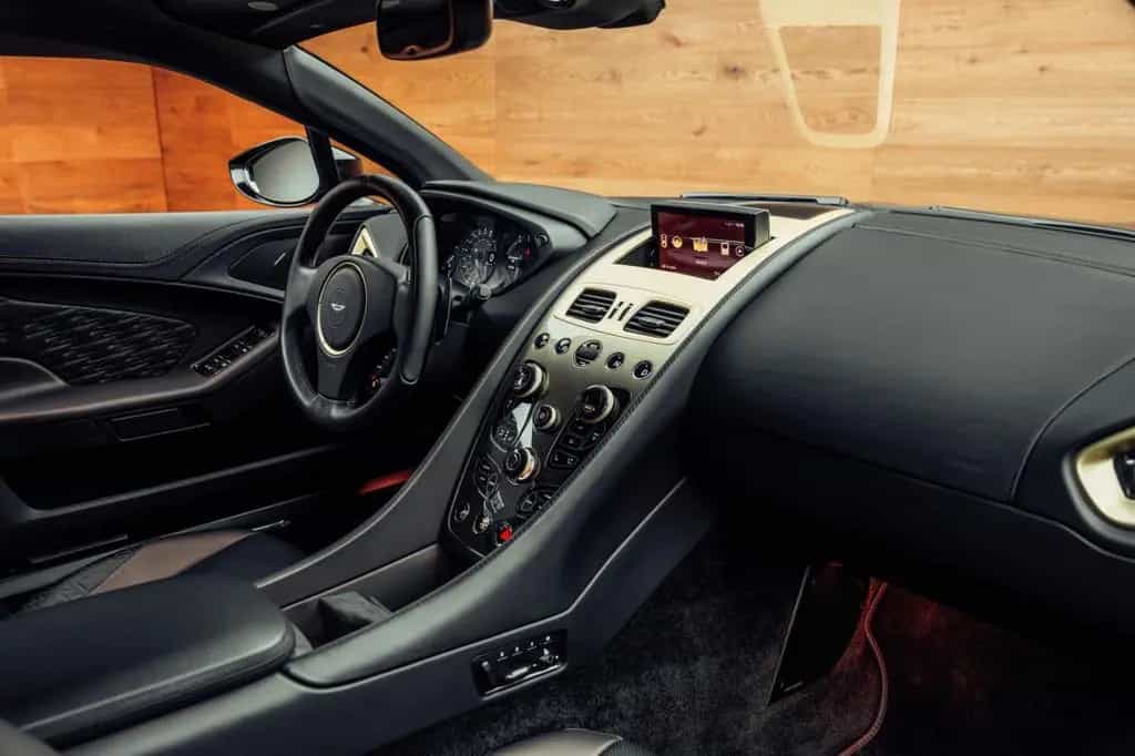 Aston Martin Vanquish Zagato Coupé Villa d'Este 61/99 08/2017-photo-4