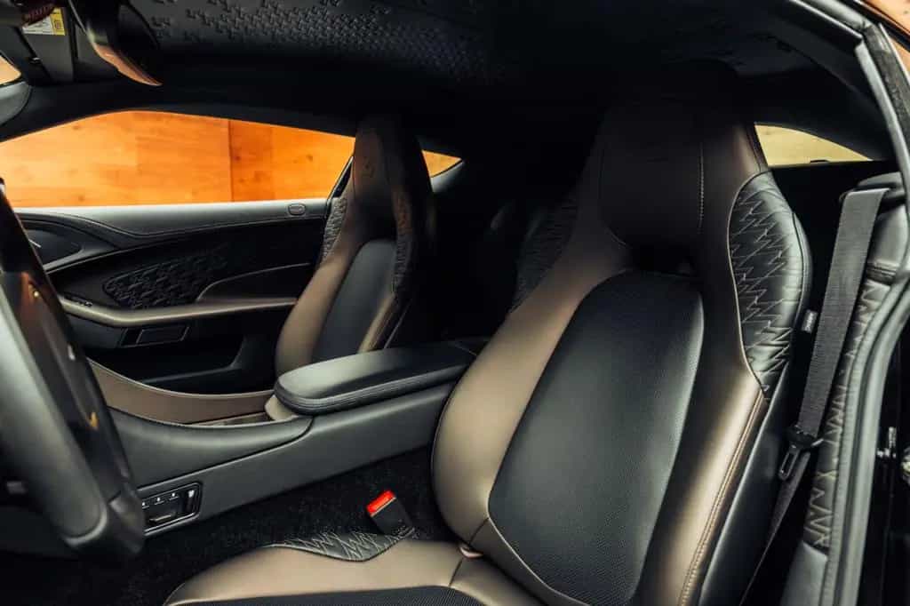 Aston Martin Vanquish Zagato Coupé Villa d'Este 61/99 08/2017-photo-6
