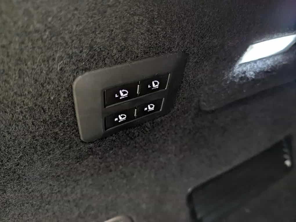 Ferrari Purosangue 6.5 V12 Matrix|Lift|360°|Massage 01/2024-photo-36