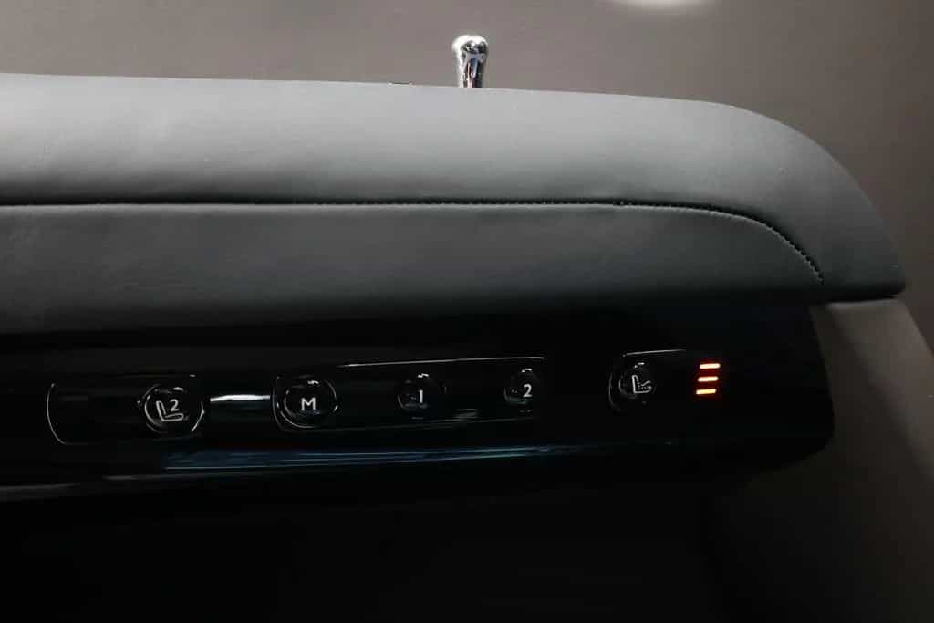 Rolls-Royce Ghost 6.75 V12 | Mansory 22", Sterrenhemel, Besp 10/2021-photo-28