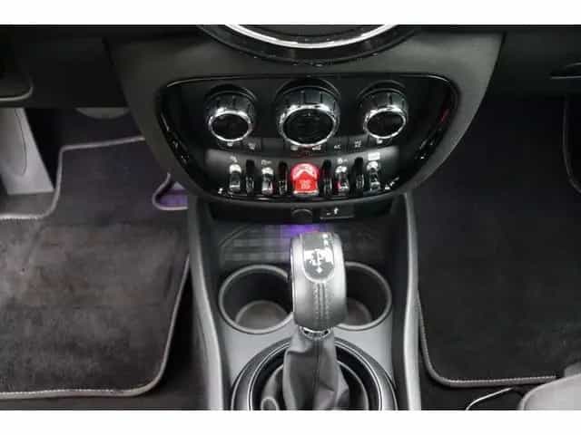 MINI Cooper Clubman 1.5 06/2018-photo-15