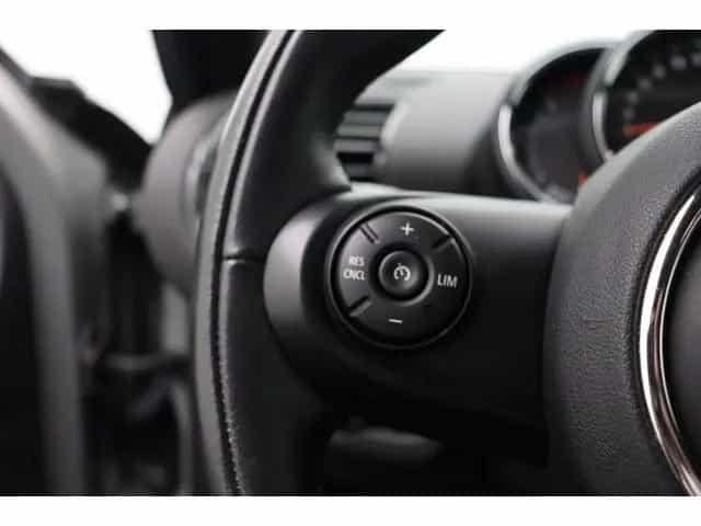MINI Cooper Clubman 1.5 06/2018-photo-17