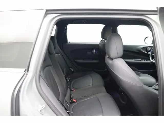 MINI Cooper Clubman 1.5 06/2018-photo-19