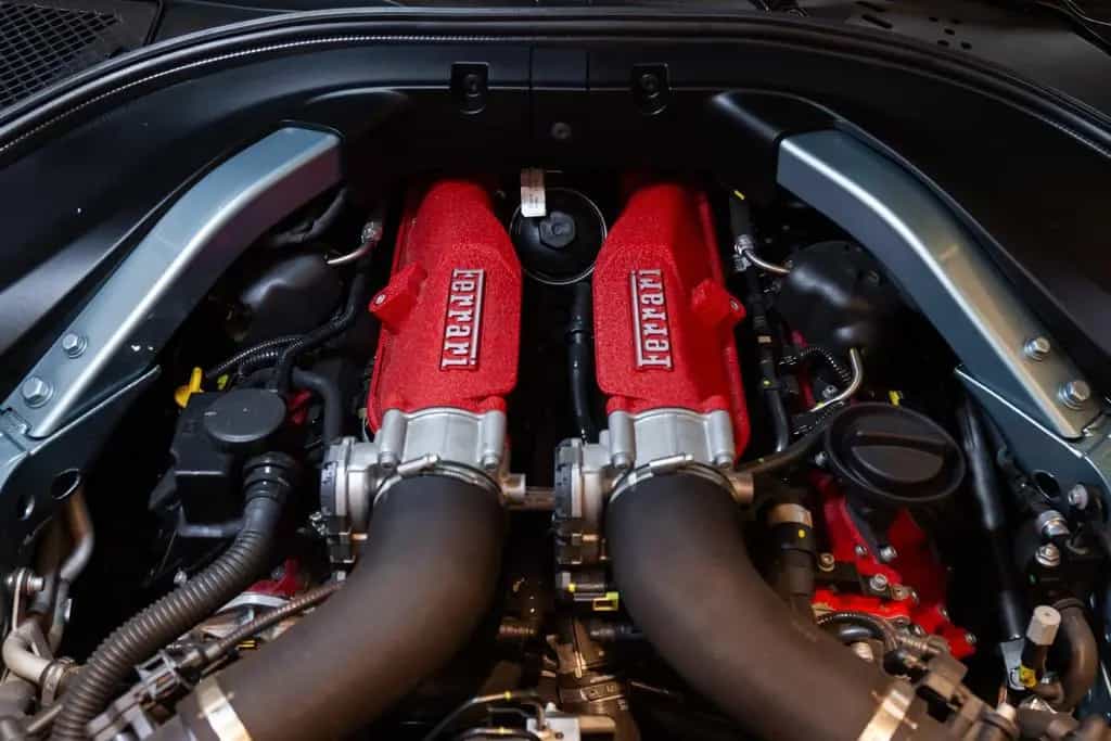 Ferrari Roma Spider 02/2024-photo-17