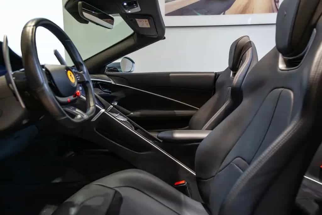 Ferrari Roma Spider 02/2024-photo-24