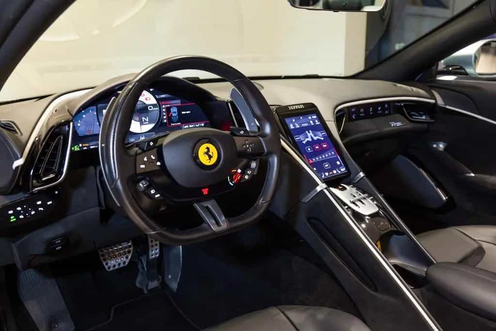 Ferrari Roma Spider 02/2024-photo-27