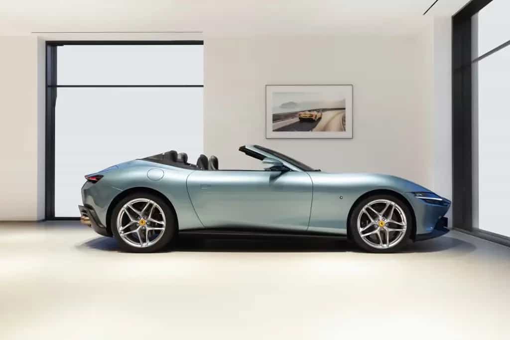 Ferrari Roma Spider 02/2024-photo-7