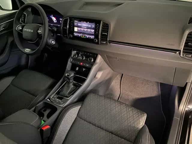 Skoda Karoq Tour 1.5 TSI DSG AHK+NAVI+KAMERA null-photo-12