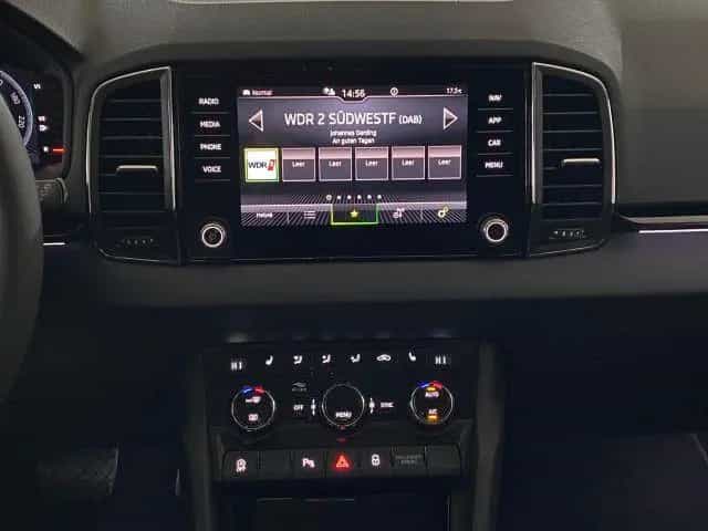 Skoda Karoq Tour 1.5 TSI DSG AHK+NAVI+KAMERA null-photo-8