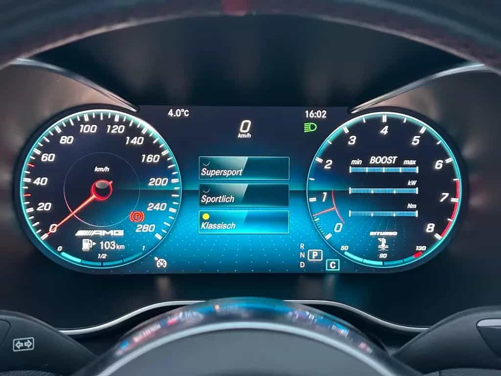 Mercedes-Benz C-Class AMG 4Matic MOPF PANO KAMERA VIRTUAL 19"AHK 08/2018-photo-21