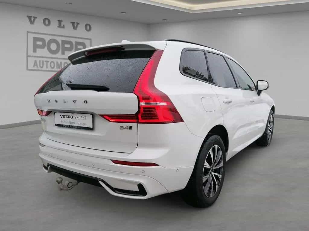 Volvo XC60 B4 AWD Plus Dark ACC BLIS H/K PANO STDHZ 02/2023-photo-5
