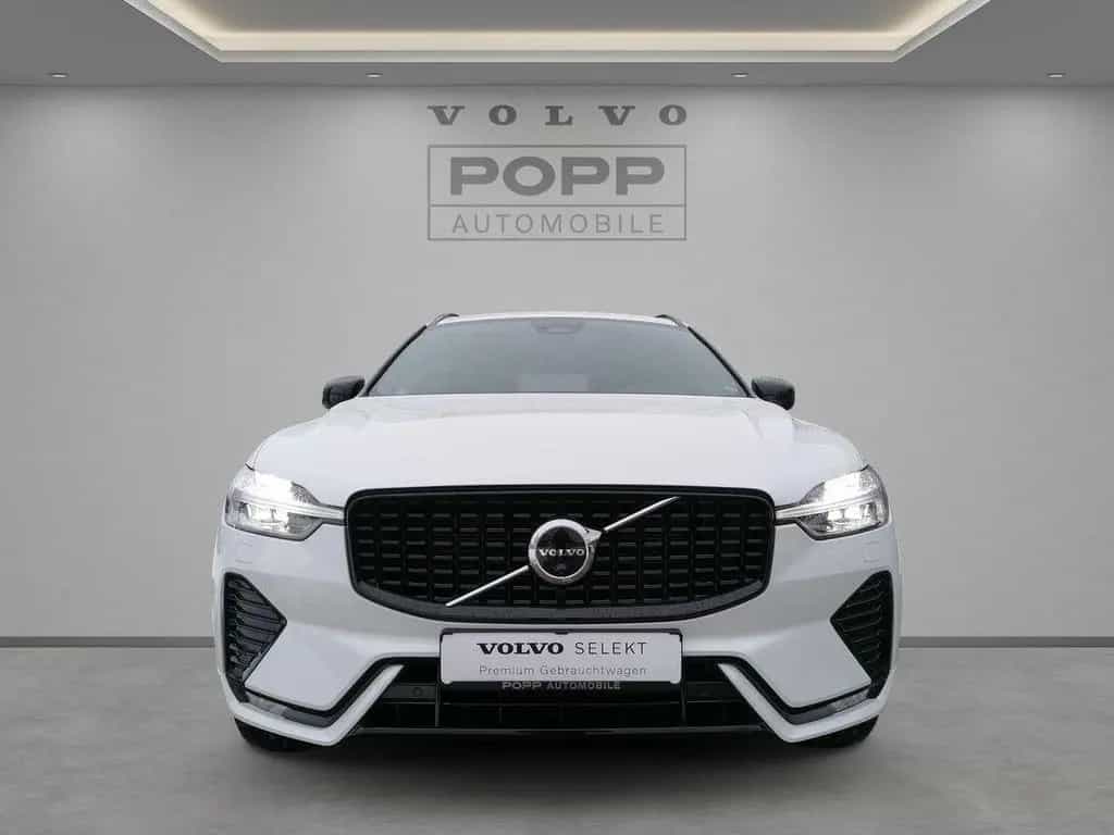 Volvo XC60 B4 AWD Plus Dark ACC BLIS H/K PANO STDHZ 02/2023-photo-8
