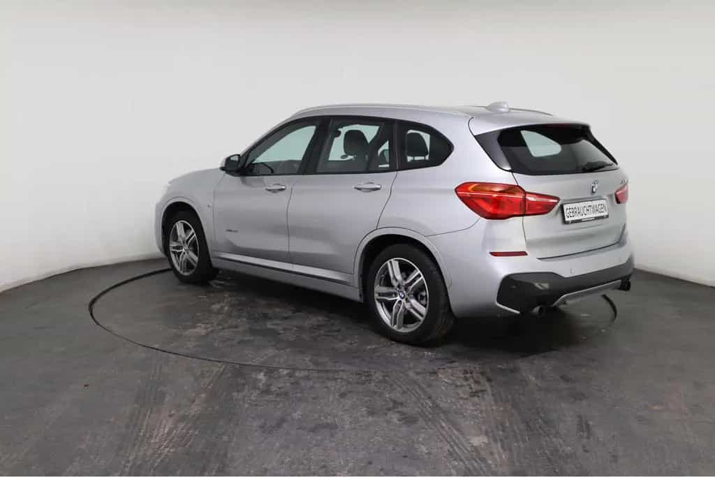 BMW X1 xDrive20i M-Sport*19%Steuer*xDrive*LED* 08/2016-photo-1