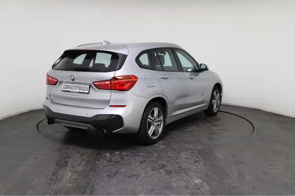 BMW X1 xDrive20i M-Sport*19%Steuer*xDrive*LED* 08/2016-photo-3