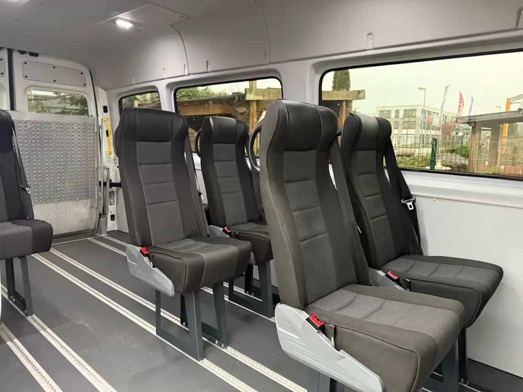 MAN TGE 3.180/Rampe/Trittstufe/8-Sitze 03/2020-photo-11