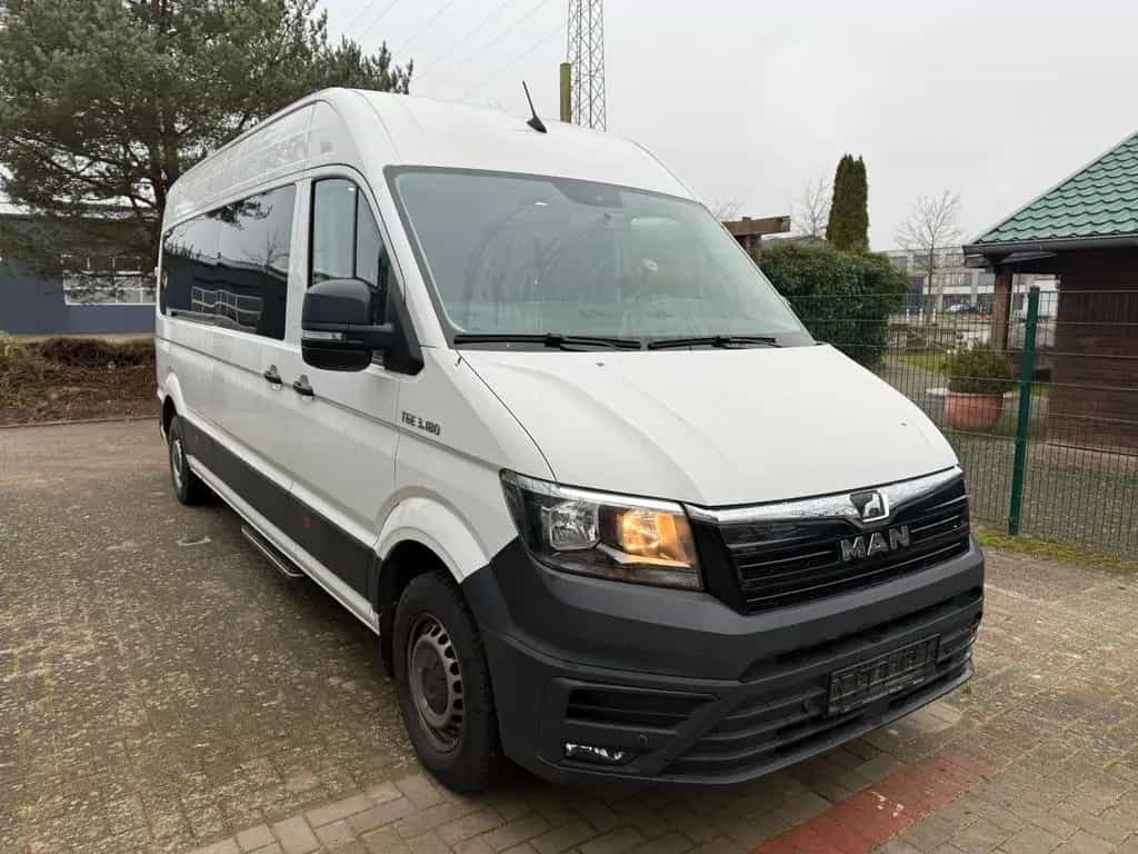 MAN TGE 3.180/Rampe/Trittstufe/8-Sitze 03/2020-photo-2