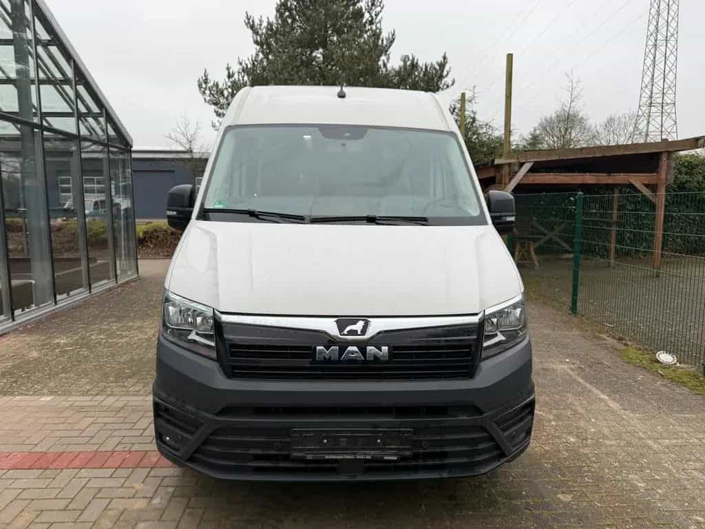 MAN TGE 3.180/Rampe/Trittstufe/8-Sitze 02/2020-photo-0