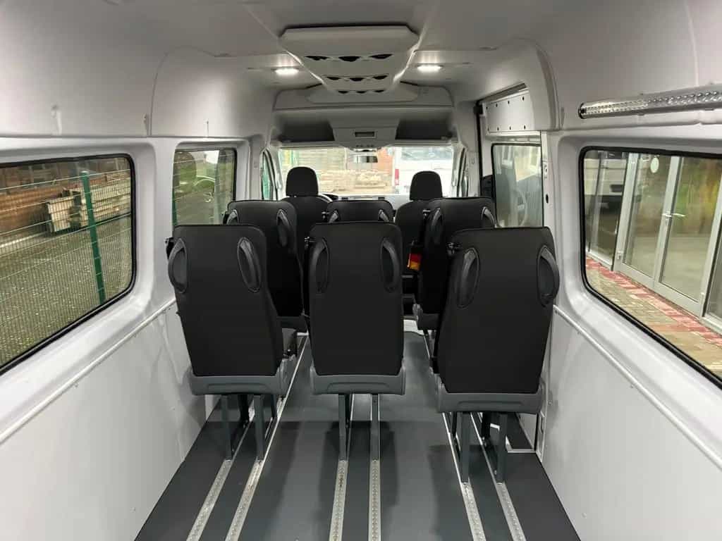 MAN TGE 3.180/Rampe/Trittstufe/8-Sitze 02/2020-photo-13