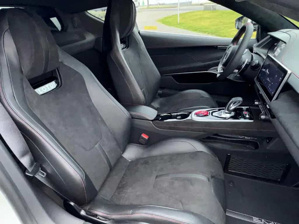 Lotus Emira I4 DCT "Turbo SE" + CoDriverPack *Lotus am Ring* 03/2026-photo-12