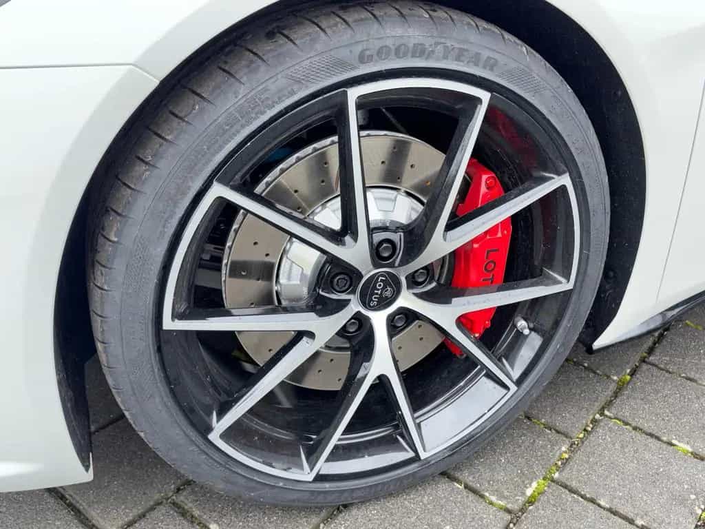 Lotus Emira I4 DCT "Turbo SE" + CoDriverPack *Lotus am Ring* 03/2026-photo-8