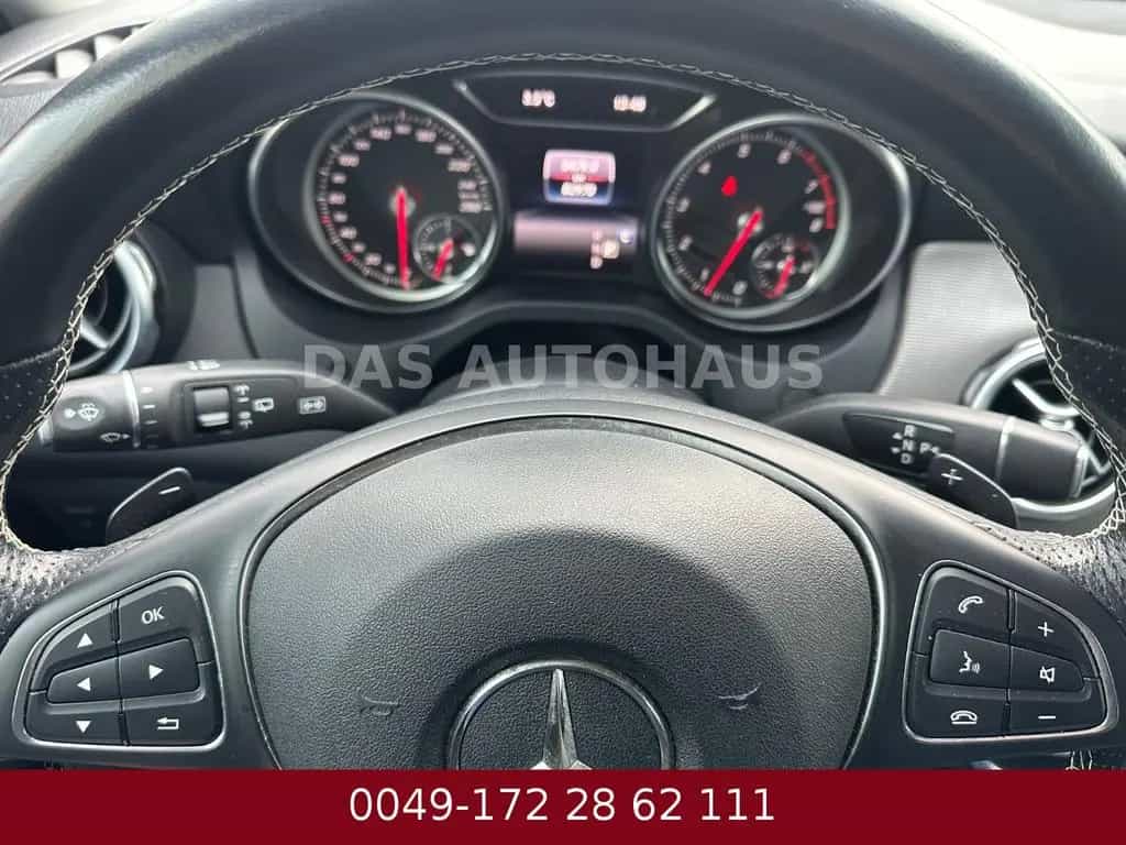 Mercedes-Benz GLA 220 4Matic Urban STANDHEIZUNG 82000 KM 11/2018-photo-14