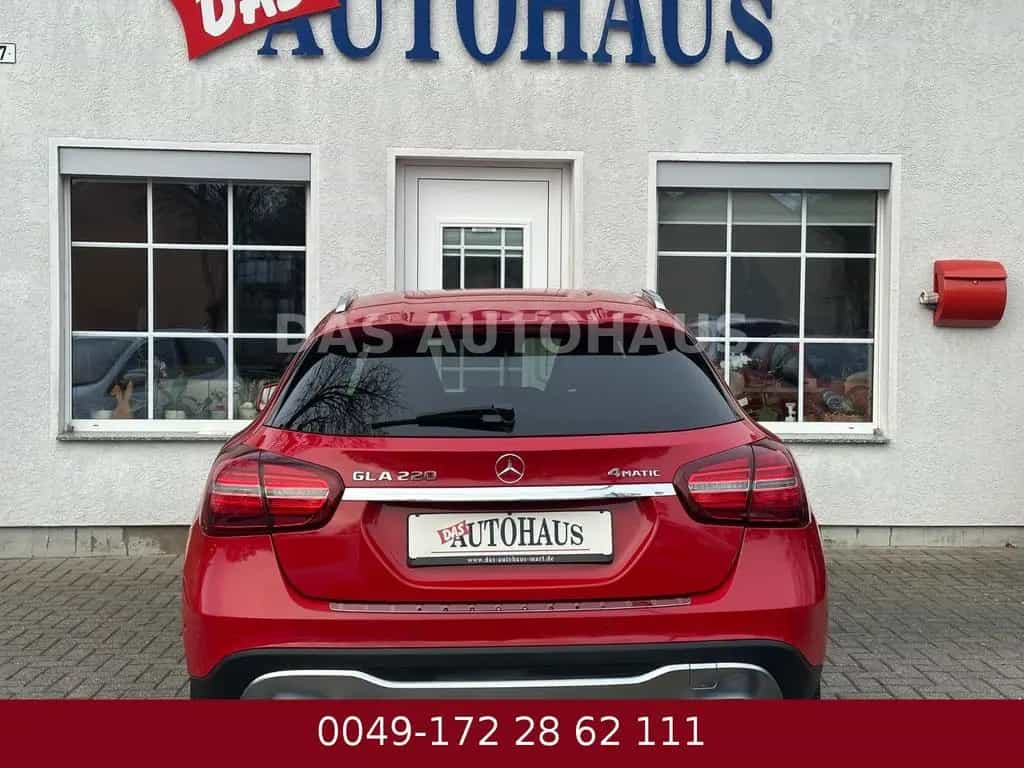 Mercedes-Benz GLA 220 4Matic Urban STANDHEIZUNG 82000 KM 11/2018-photo-20