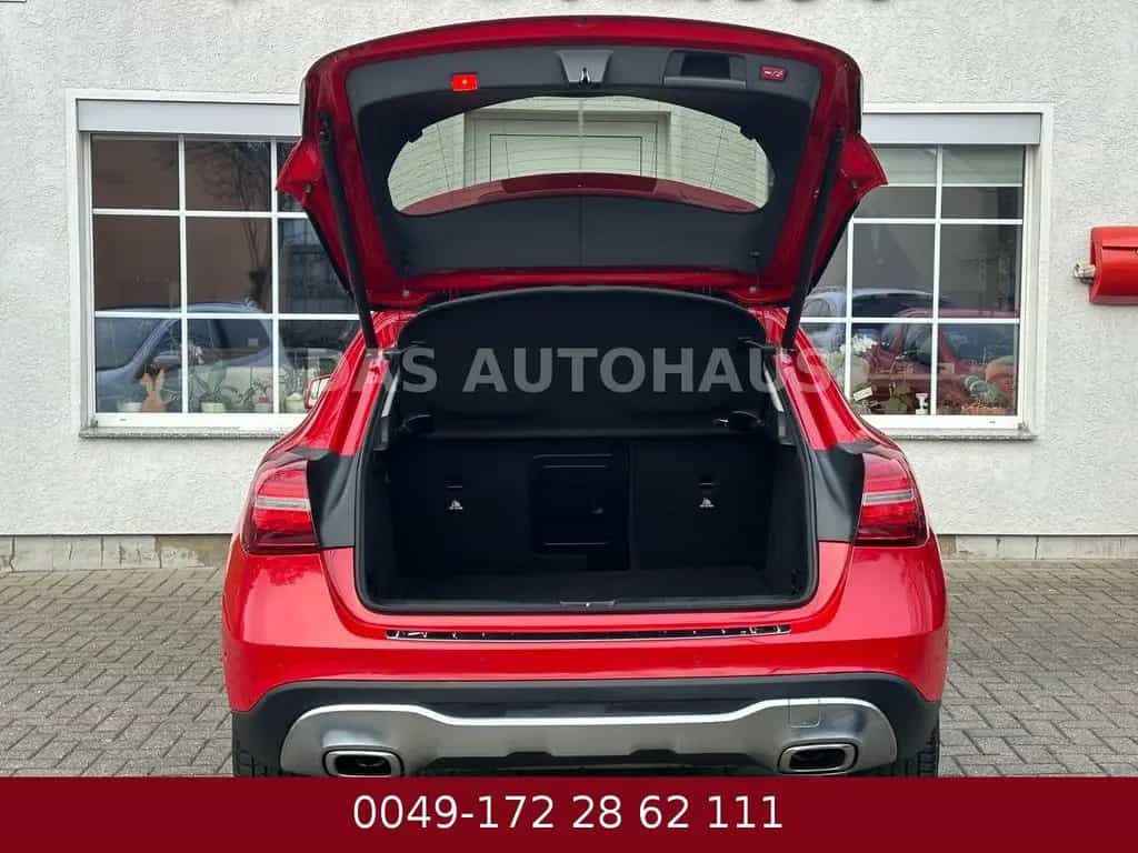 Mercedes-Benz GLA 220 4Matic Urban STANDHEIZUNG 82000 KM 11/2018-photo-25
