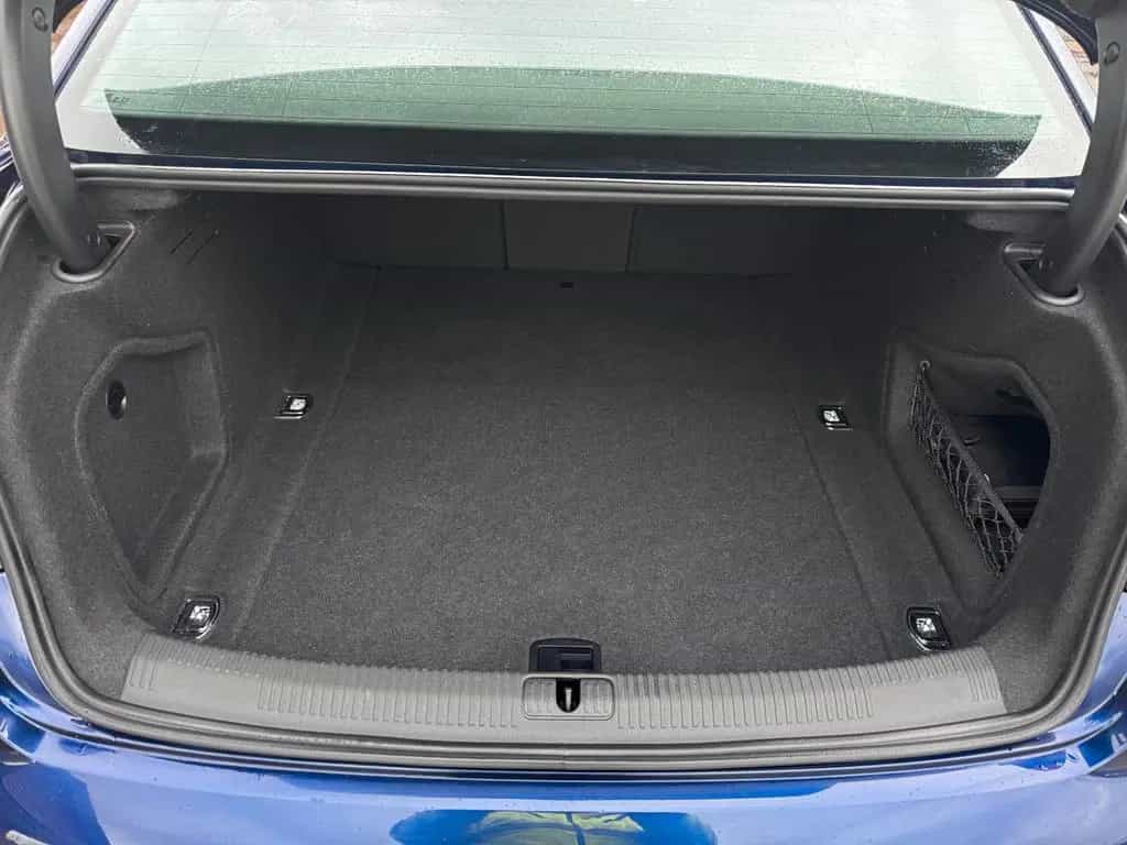 Audi A4 Lim. 30 TDI advanced /VC/KAMERA/SCHIEBEDACH/ 09/2020-photo-7