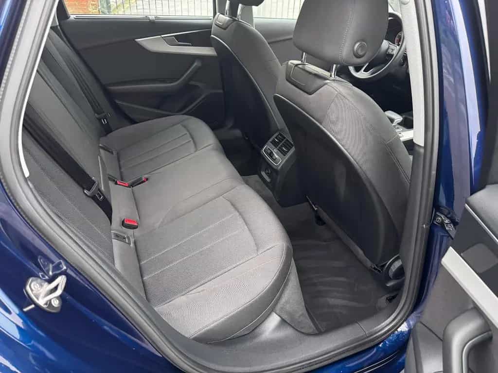 Audi A4 Lim. 30 TDI advanced /VC/KAMERA/SCHIEBEDACH/ 09/2020-photo-8