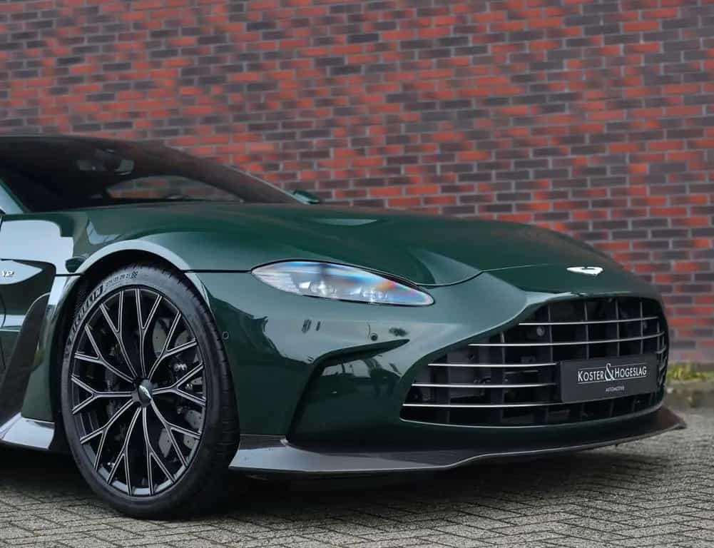 Aston Martin V12 Vantage | 1/333 - Collectable 03/2023-photo-22