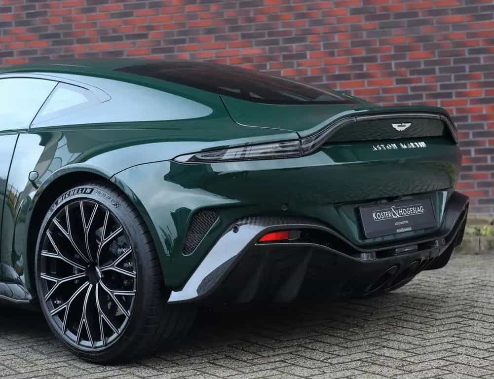 Aston Martin V12 Vantage | 1/333 - Collectable 03/2023-photo-23