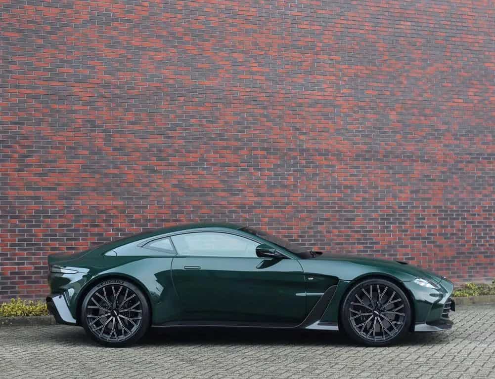 Aston Martin V12 Vantage | 1/333 - Collectable 03/2023-photo-28