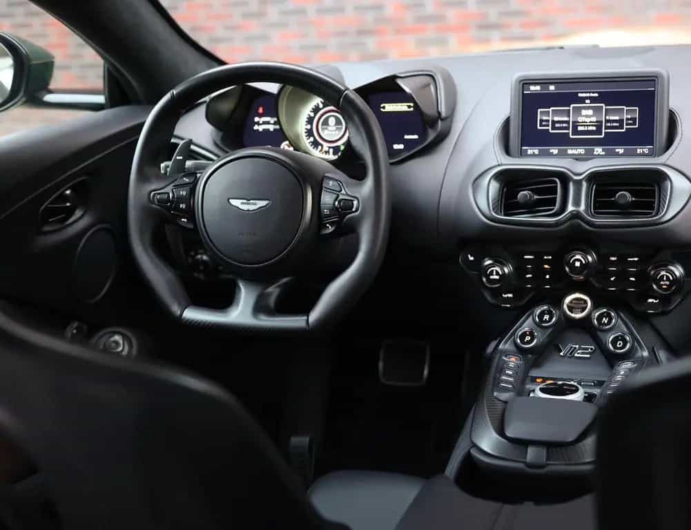 Aston Martin V12 Vantage | 1/333 - Collectable 03/2023-photo-33