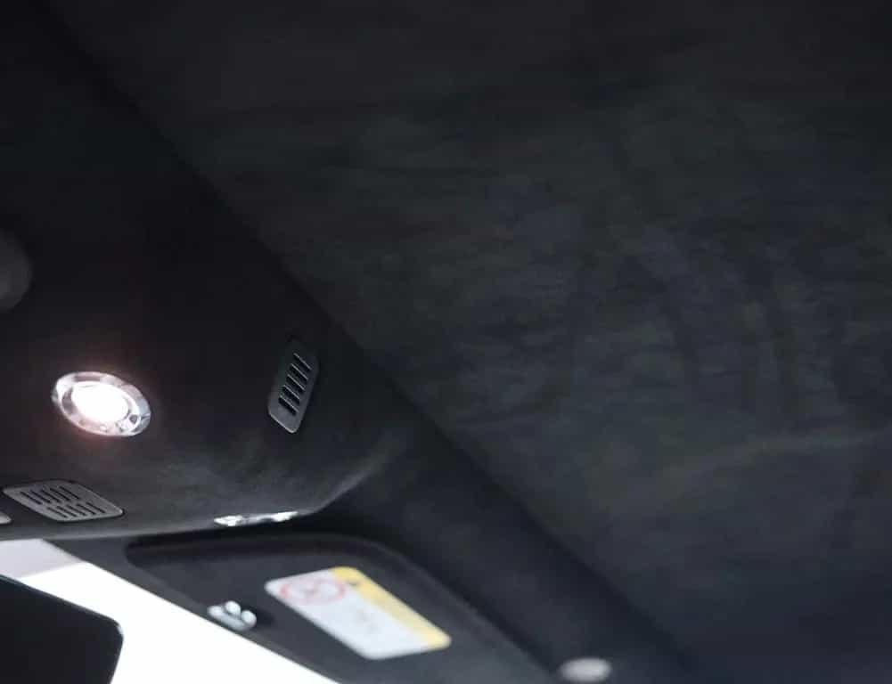 Aston Martin V12 Vantage | 1/333 - Collectable 03/2023-photo-4