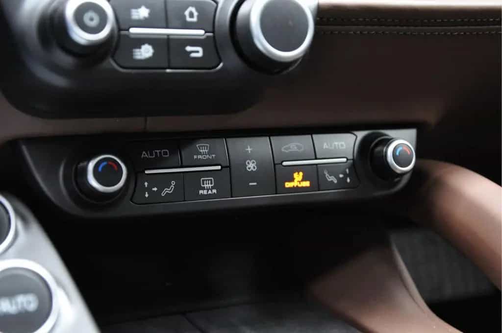 Ferrari GTC4Lusso GTC4 3.9 V8 Lusso T Carbon Passengerdi 08/2018-photo-22