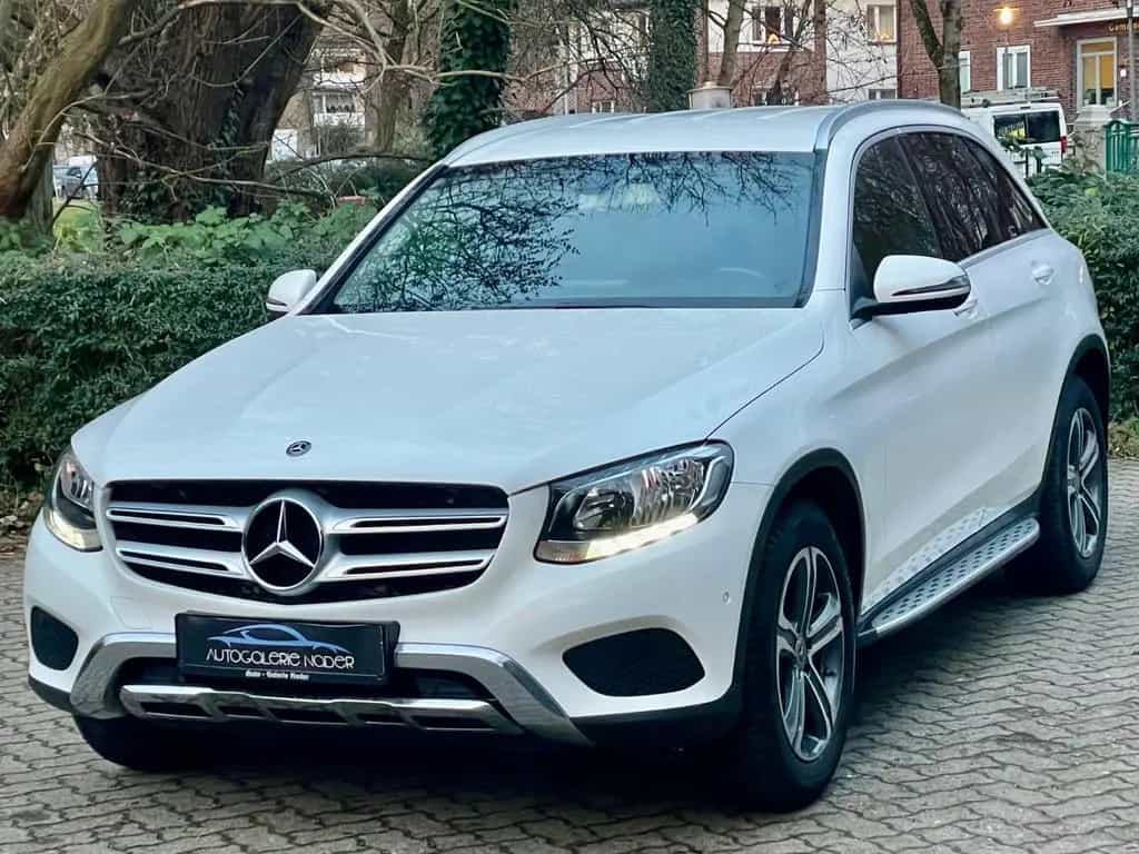 Mercedes-Benz GLC 250 4Matic "Sportpaket*Trettbretter*VOLL*1A" 06/2018-photo-3