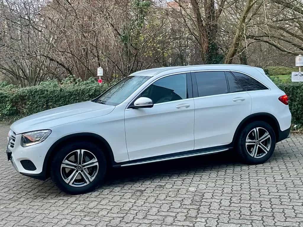 Mercedes-Benz GLC 250 4Matic "Sportpaket*Trettbretter*VOLL*1A" 06/2018-photo-6