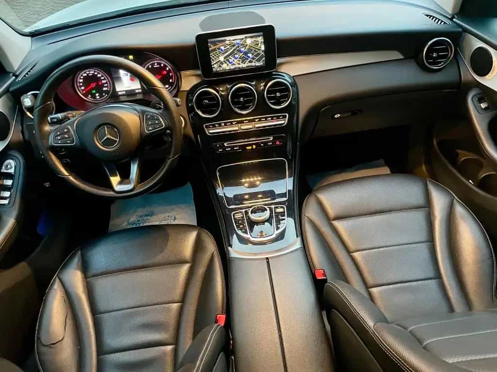 Mercedes-Benz GLC 250 4Matic "Sportpaket*Trettbretter*VOLL*1A" 06/2018-photo-9