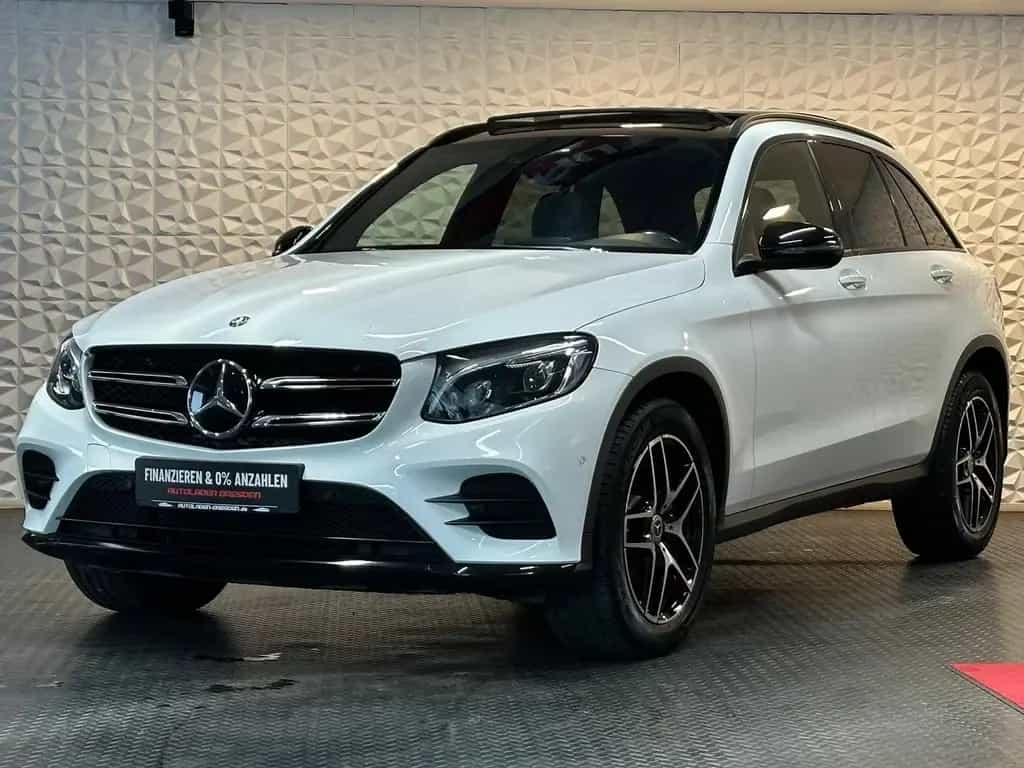 Mercedes-Benz GLC-Class 4M AMG NIGHT* LED#SHZ#AHK#PANO#ACC#NAVI 01/2018-photo-3