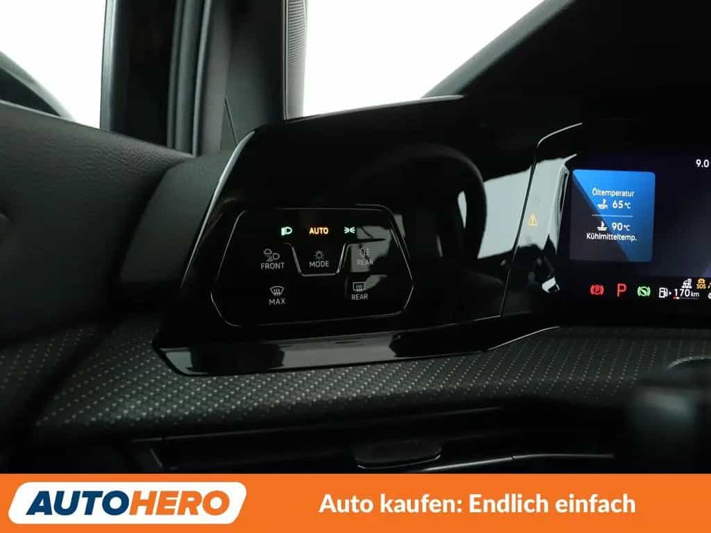 Volkswagen Golf VIII 1.5 eTSI ACT R-Line Aut.*NAVI*LED*ACC* 12/2020-photo-26
