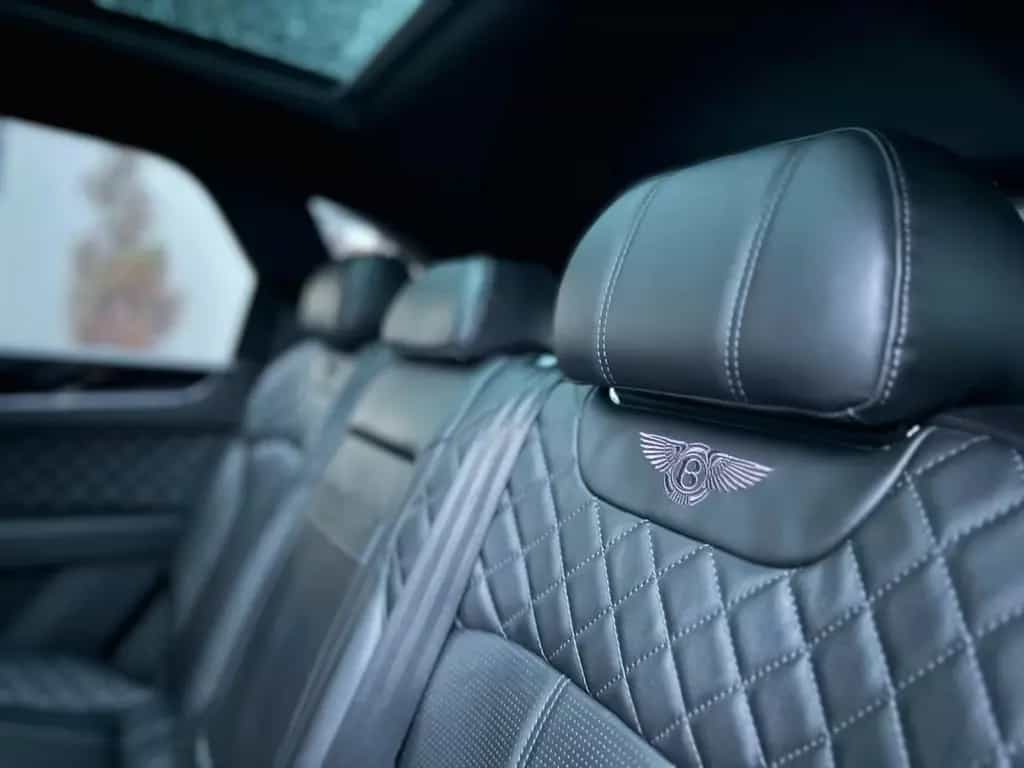Bentley Bentayga V8 1-HAND*MWST*HUD*AIR*SOFT*360°*PANO! 04/2020-photo-19