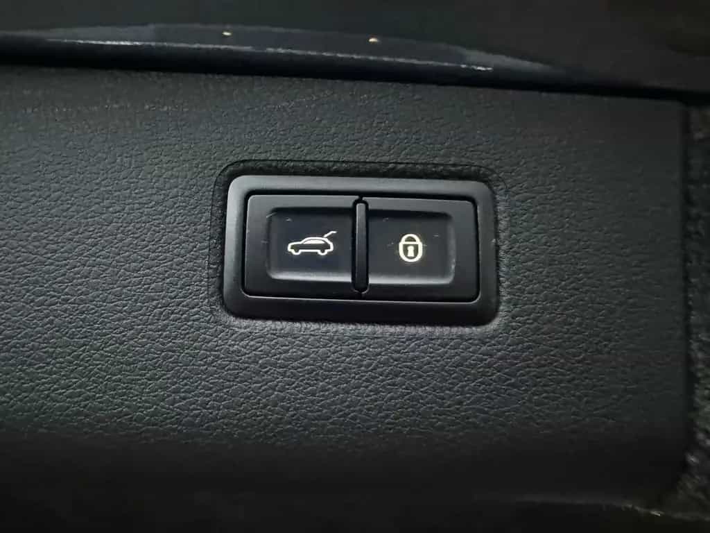 Bentley Bentayga V8 1-HAND*MWST*HUD*AIR*SOFT*360°*PANO! 04/2020-photo-33