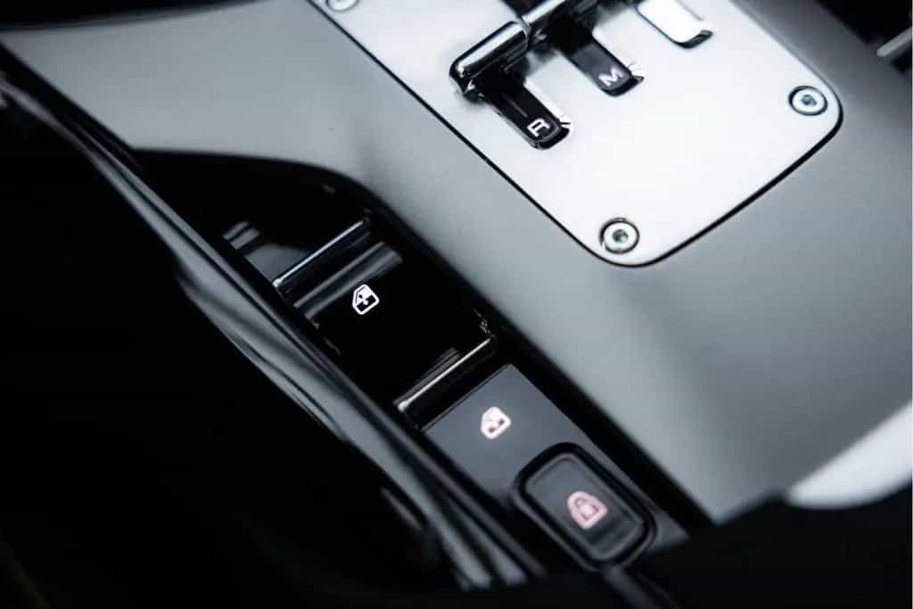 Ferrari Purosangue 6.5 V12 | Matte PPF | Panorama | CF E 01/2025-photo-40