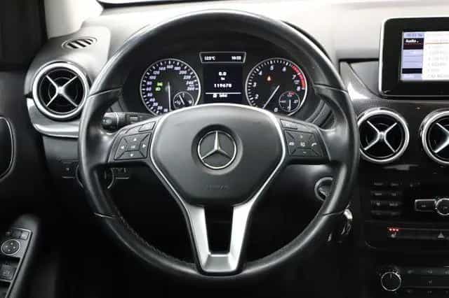 Mercedes-Benz B-Class 122PS BlueEfficiency AHK Sitzheizung PDC 10/2012-photo-15
