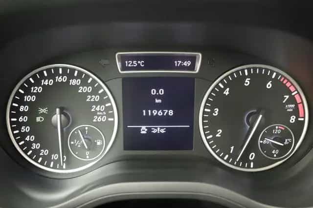 Mercedes-Benz B-Class 122PS BlueEfficiency AHK Sitzheizung PDC 10/2012-photo-18