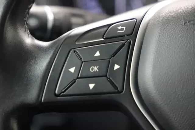 Mercedes-Benz B-Class 122PS BlueEfficiency AHK Sitzheizung PDC 10/2012-photo-26