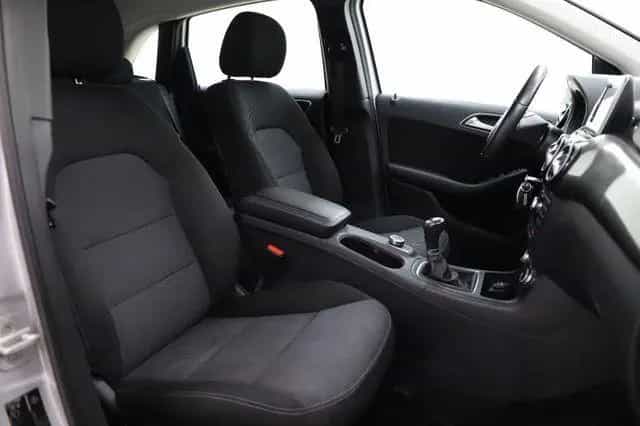 Mercedes-Benz B-Class 122PS BlueEfficiency AHK Sitzheizung PDC 10/2012-photo-9