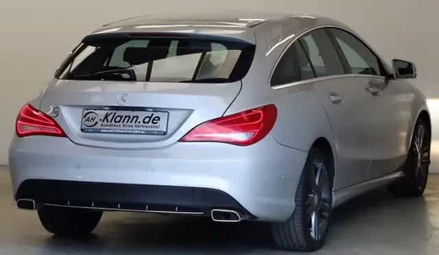 Mercedes-Benz CLA-Class 06/2015-photo-2