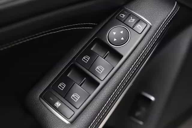 Mercedes-Benz CLA-Class 06/2015-photo-26